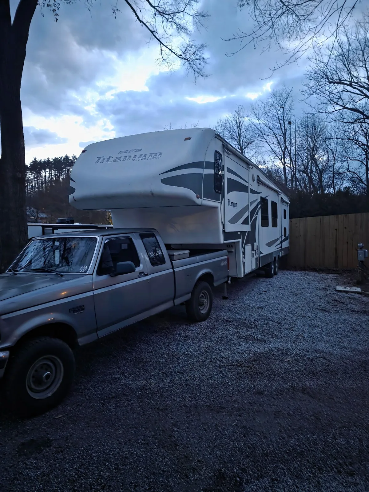 Mission RV mobile service truck on-site for a leveling repair